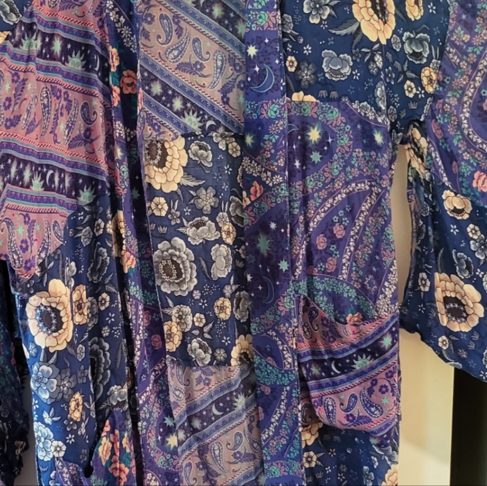 Spell RENEW ROBE SWAP OR SELL OFFRS - Picture 5 of 8